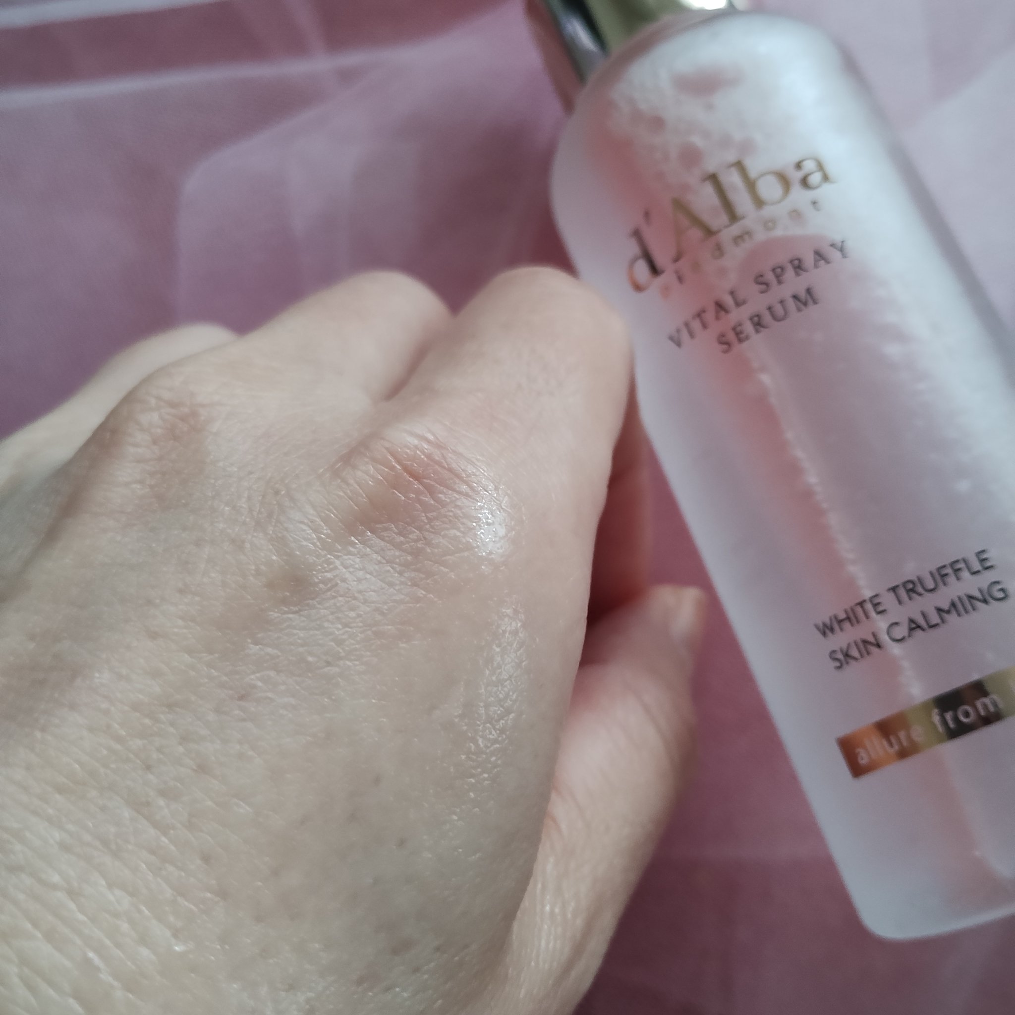 ダルバ ホワイトトリュフバイタルスプレーセラム/ダルバ/ミスト状化粧水を使ったクチコミ（3枚目）