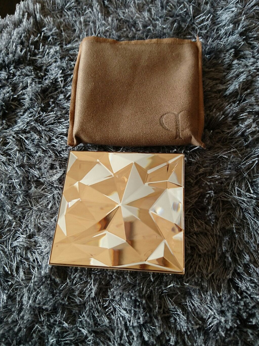 クレ・ド・ポー ボーテ レオスールデクラ/クレ・ド・ポー ボーテ/パウダーハイライトを使ったクチコミ(1枚目)