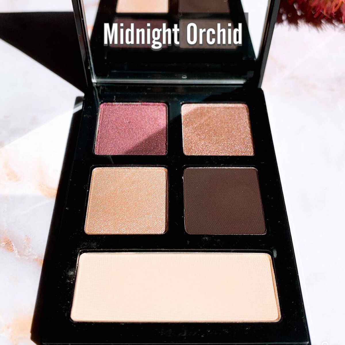 エッセンシャル マルチカラー アイシャドウパレット ミッドナイト