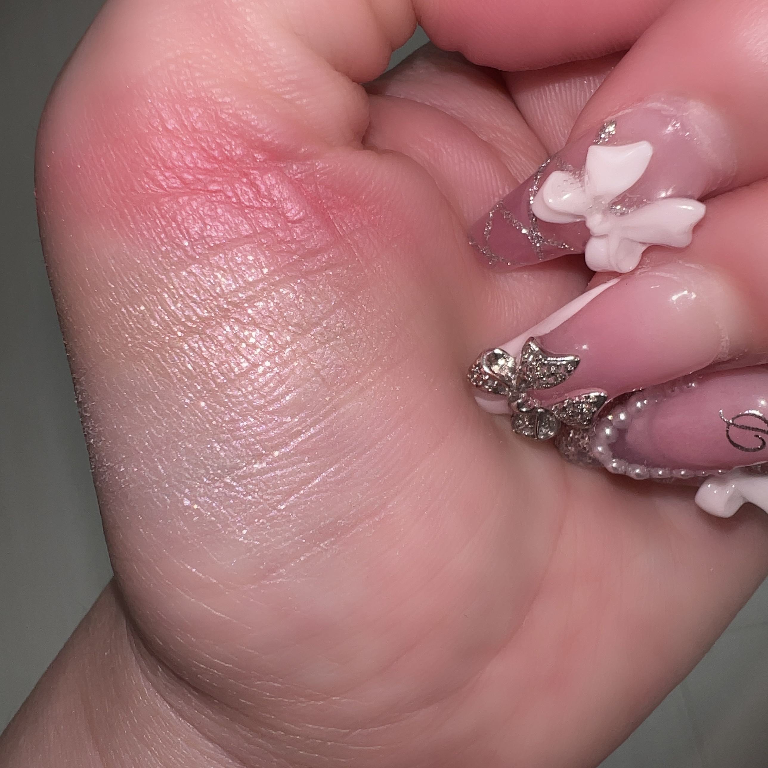 スモール アイシャドウ スシ フラワー/M・A・C/単色アイシャドウを使ったクチコミ（3枚目）