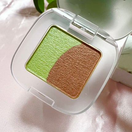 ペタル フロート アイシャドウ/to/one/アイシャドウパレットを使ったクチコミ(3枚目)