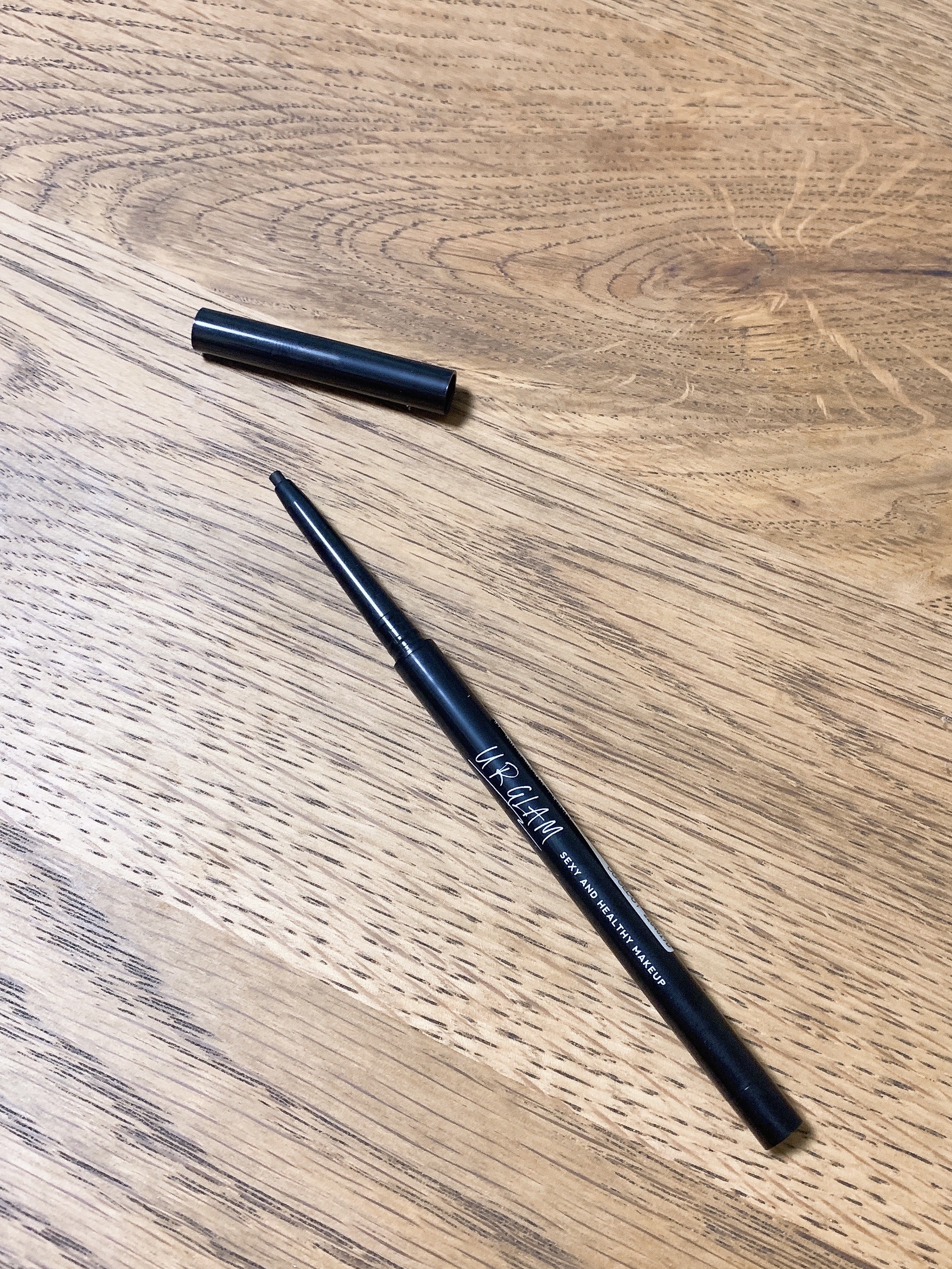 ジェルアイライナー ブラック/U R GLAM/ジェルアイライナーを使ったクチコミ（2枚目）