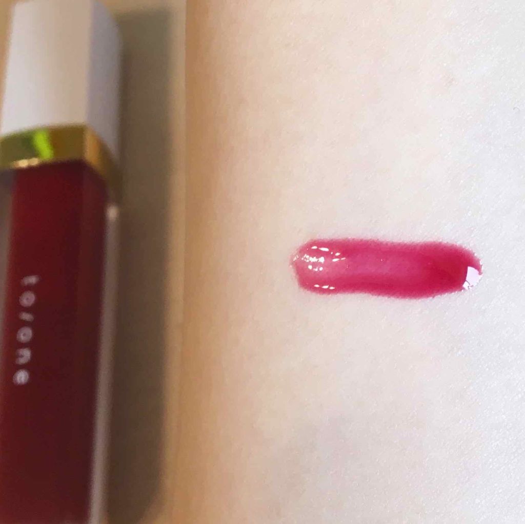 トーン ペタル エッセンス グロス/to/one/リップグロスを使ったクチコミ（2枚目）