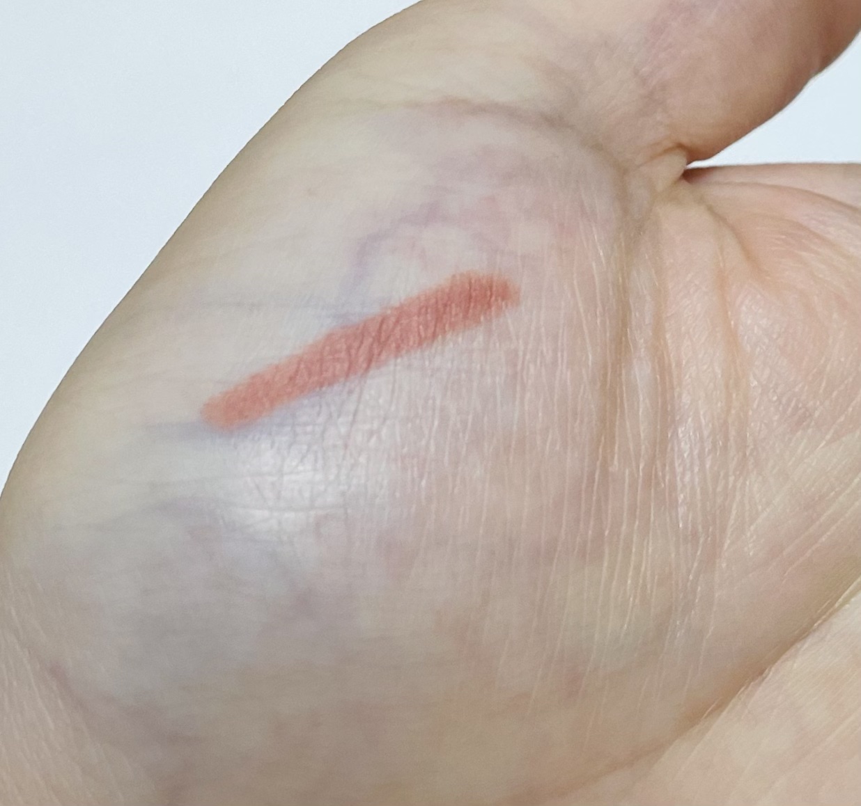 エグザジェレート リップライナーペンシル/リンメル ロンドン/リップライナーを使ったクチコミ（2枚目）