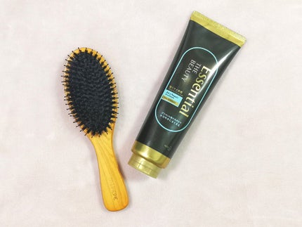 THE BEAUTY 髪のキメ美容プレミアムトリートメント<モイストリペアプレミアム>/エッセンシャル/洗い流すヘアトリートメントを使ったクチコミ(1枚目)