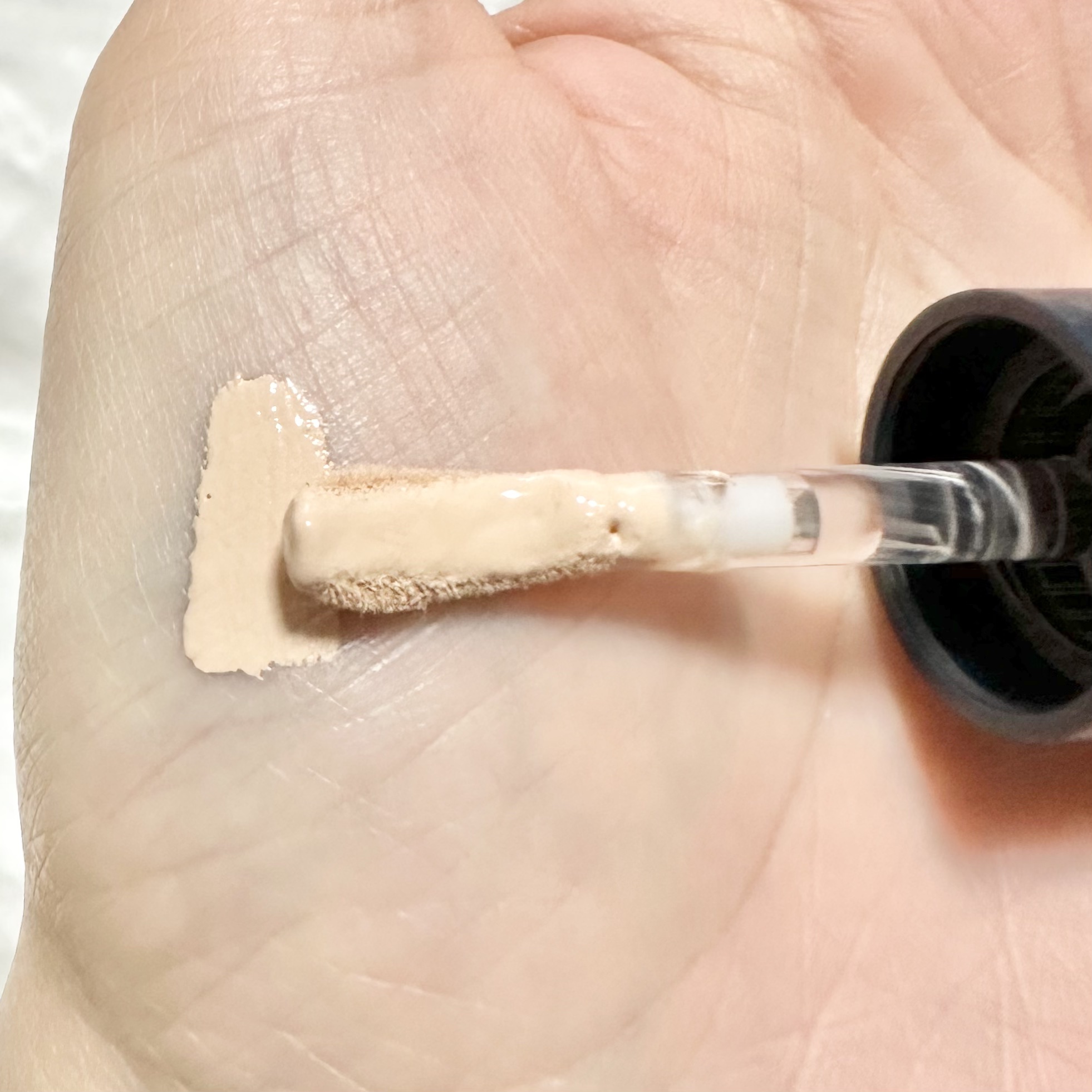 タトゥーウォータープルーフスカーコンシーラー/フォレンコス/リキッドコンシーラーを使ったクチコミ（3枚目）