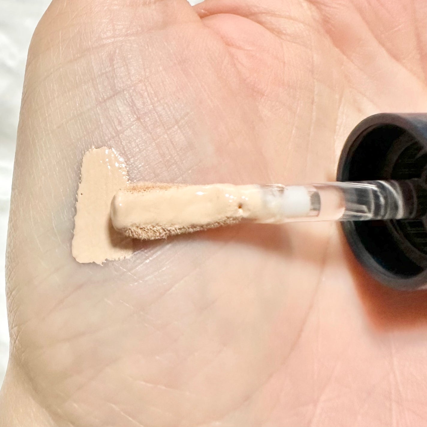 タトゥーウォータープルーフスカーコンシーラー/フォレンコス/リキッドコンシーラーを使ったクチコミ(3枚目)