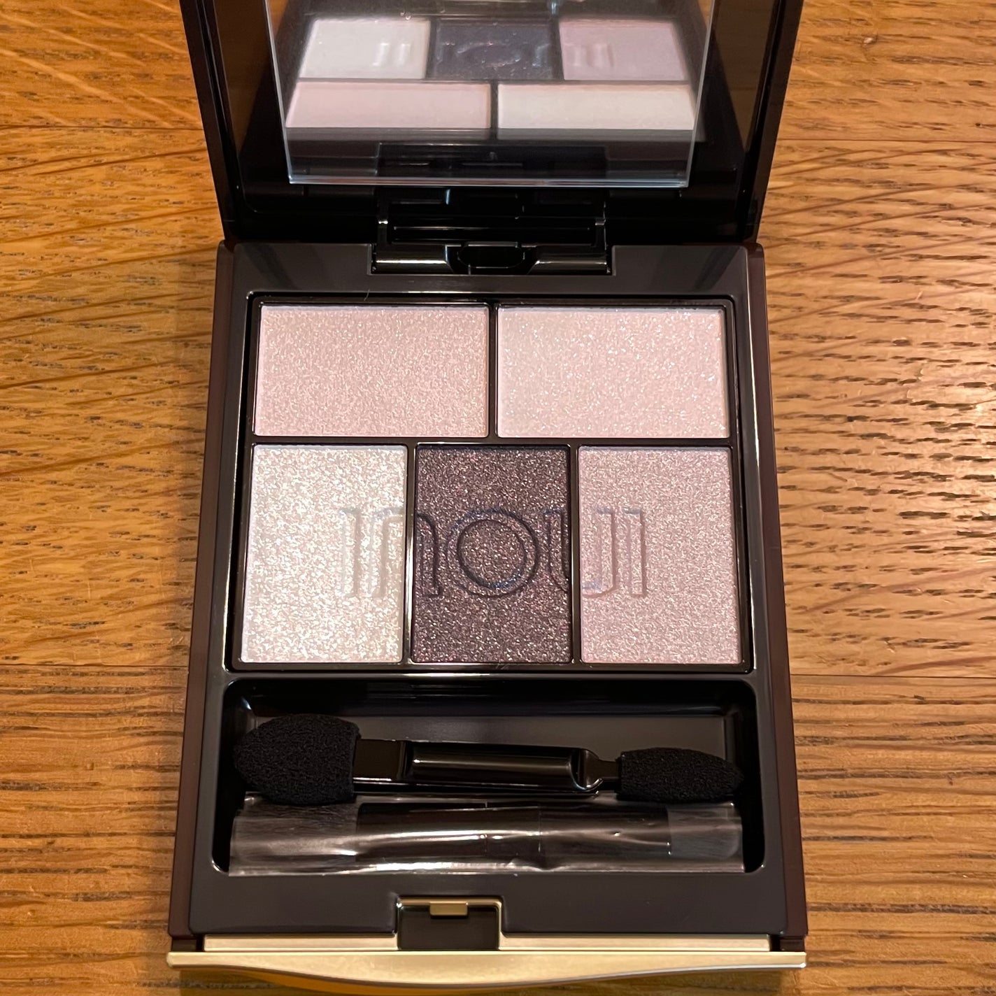 インウイ アイズ/INOUI/アイシャドウパレットを使ったクチコミ(1枚目)