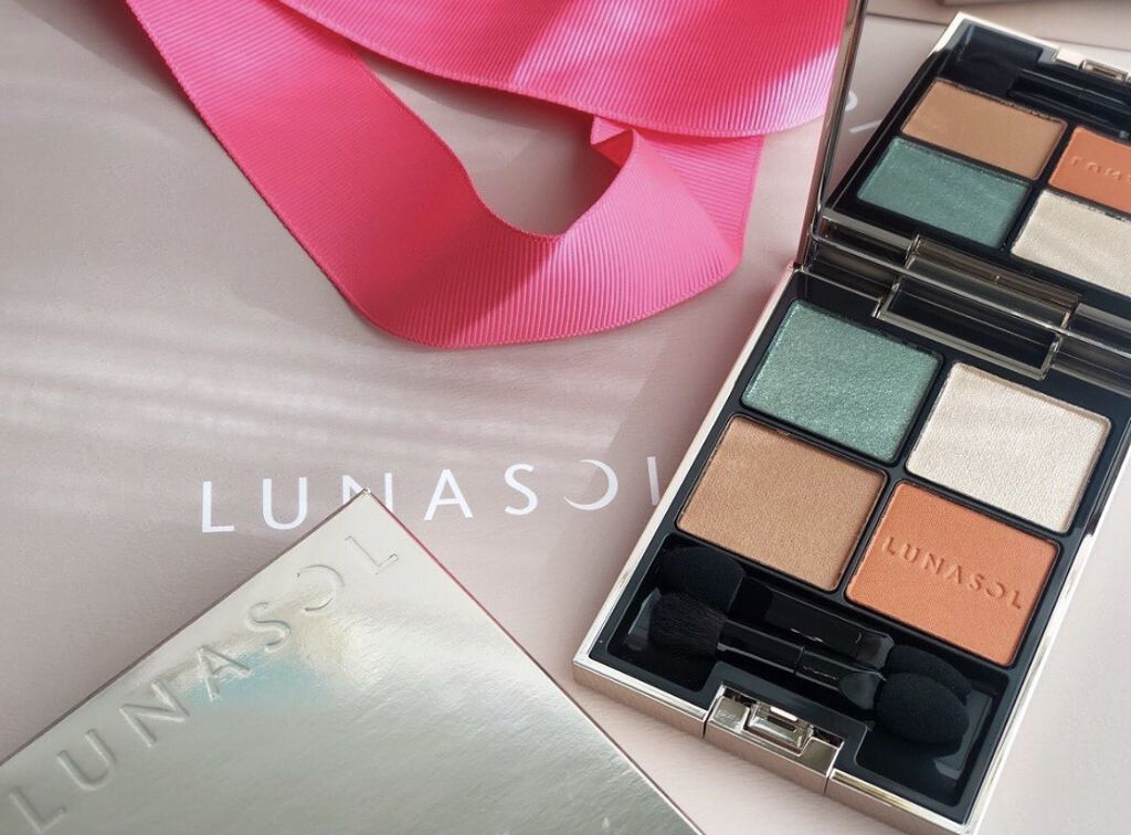 アイカラーレーション 04 Terracotta Roof（販売終了）/LUNASOL/アイシャドウパレットを使ったクチコミ（1枚目）