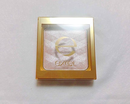 シャイニーパウダー N N01 シルバーピンク/excel/プレストパウダーを使ったクチコミ(1枚目)