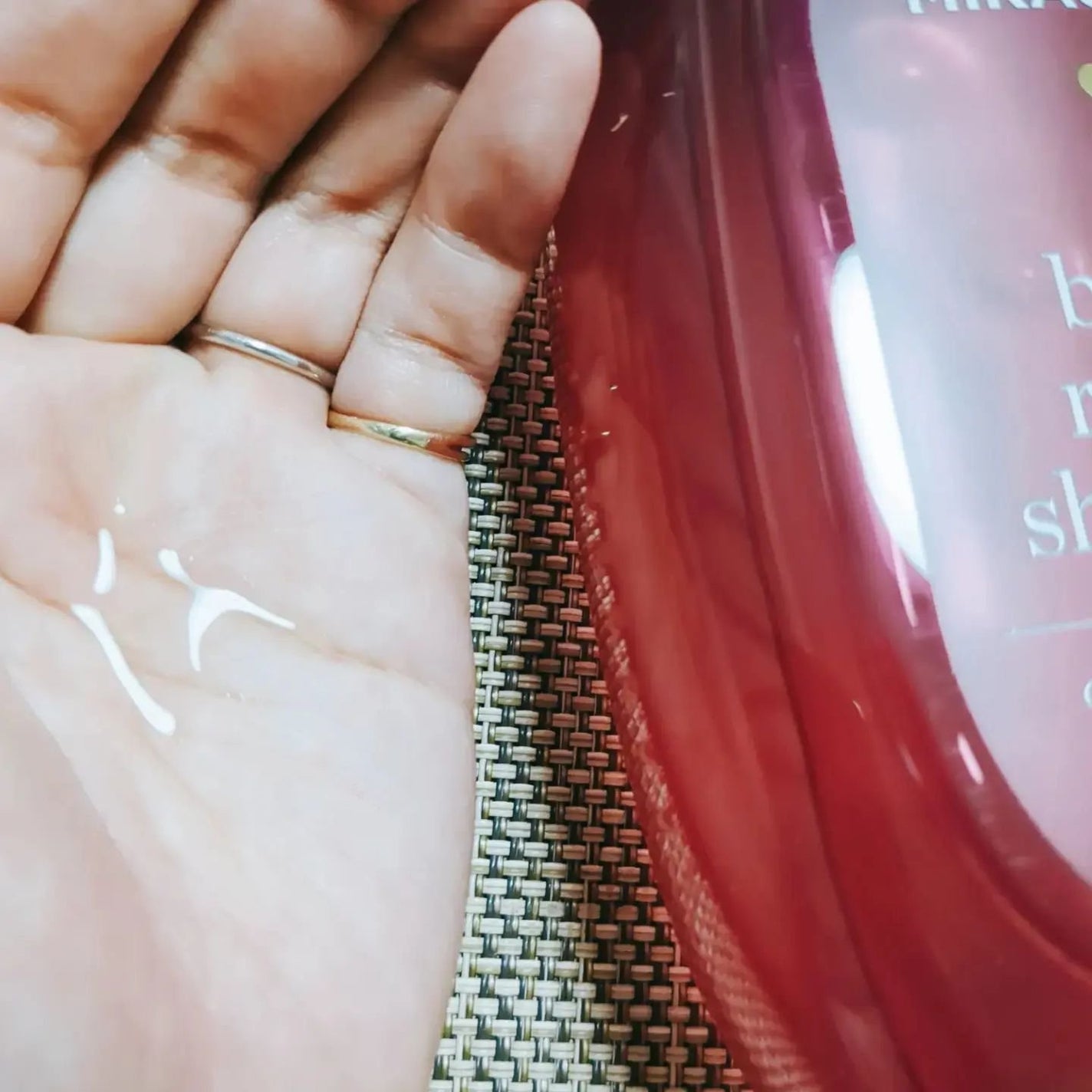 ボンド リペア (カラーシャイン & リペア) シャンプー & トリートメント/パンテーン/市販シャンプーを使ったクチコミ(2枚目)