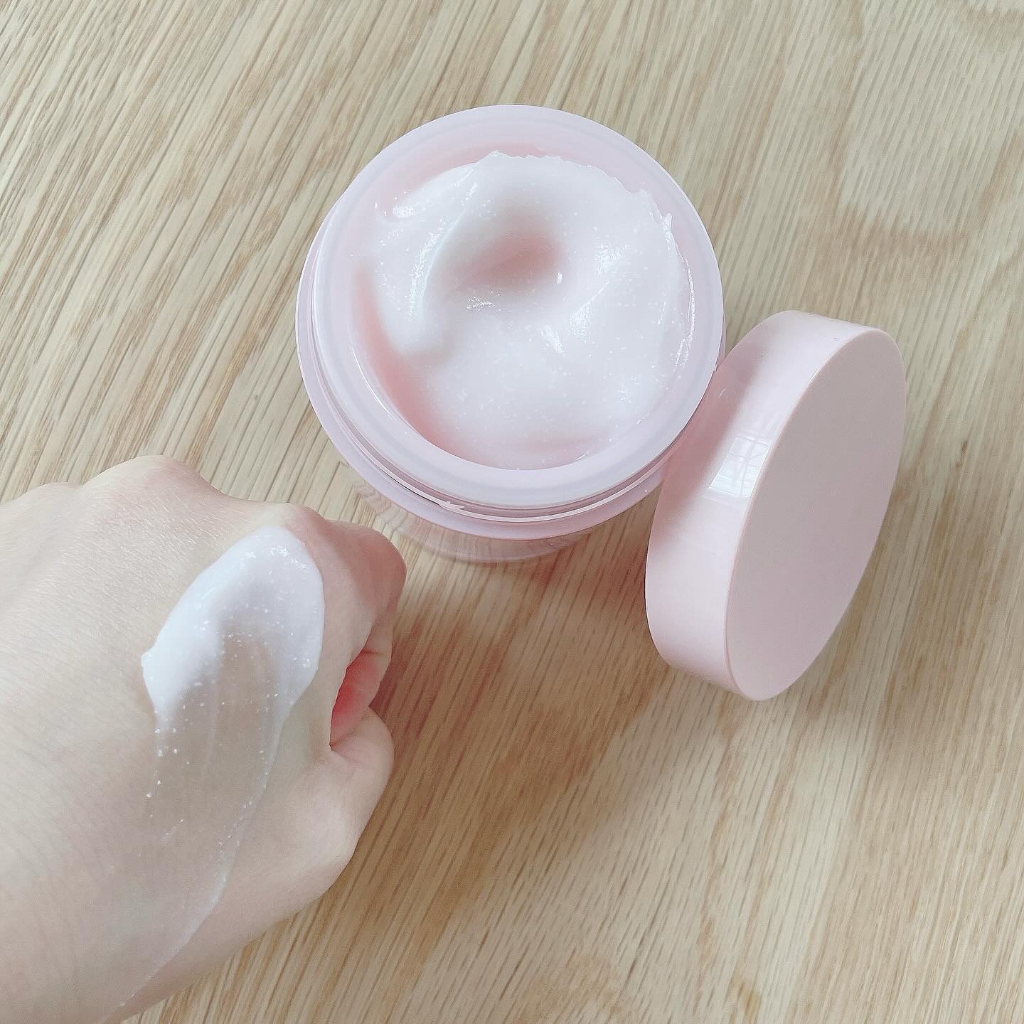 バウンシースリーピングマスク/LANEIGE/フェイスクリームを使ったクチコミ（2枚目）