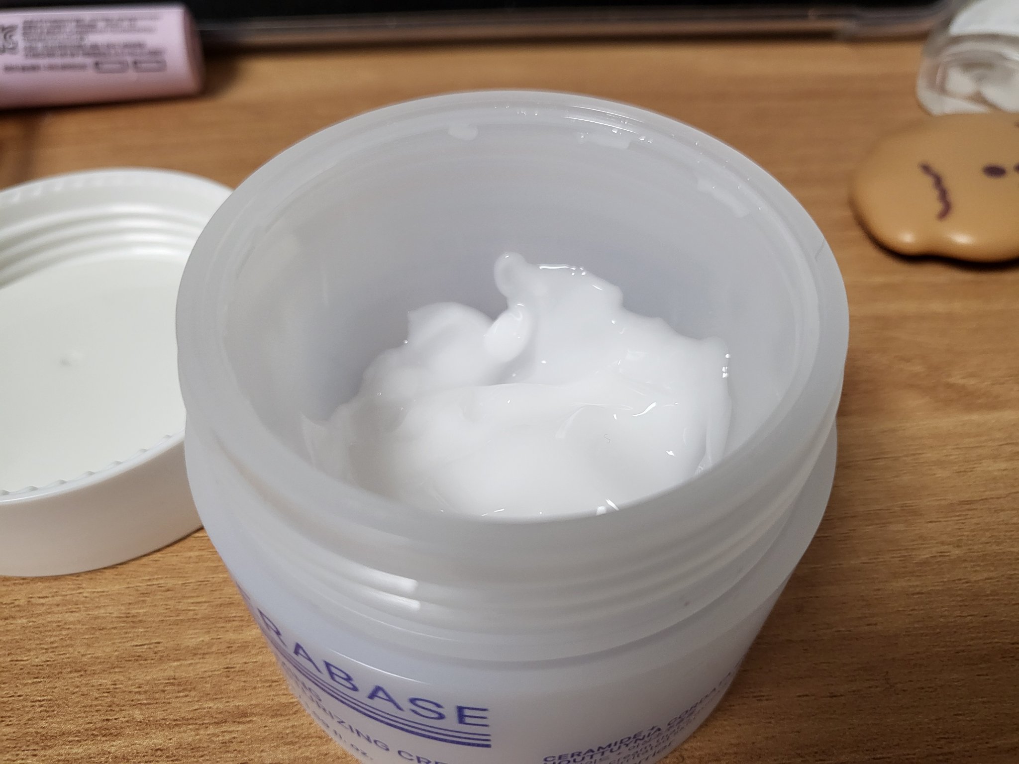CERABASE CALMING MOISTURIZING CREAM/Real Barrier/フェイスクリームを使ったクチコミ（3枚目）