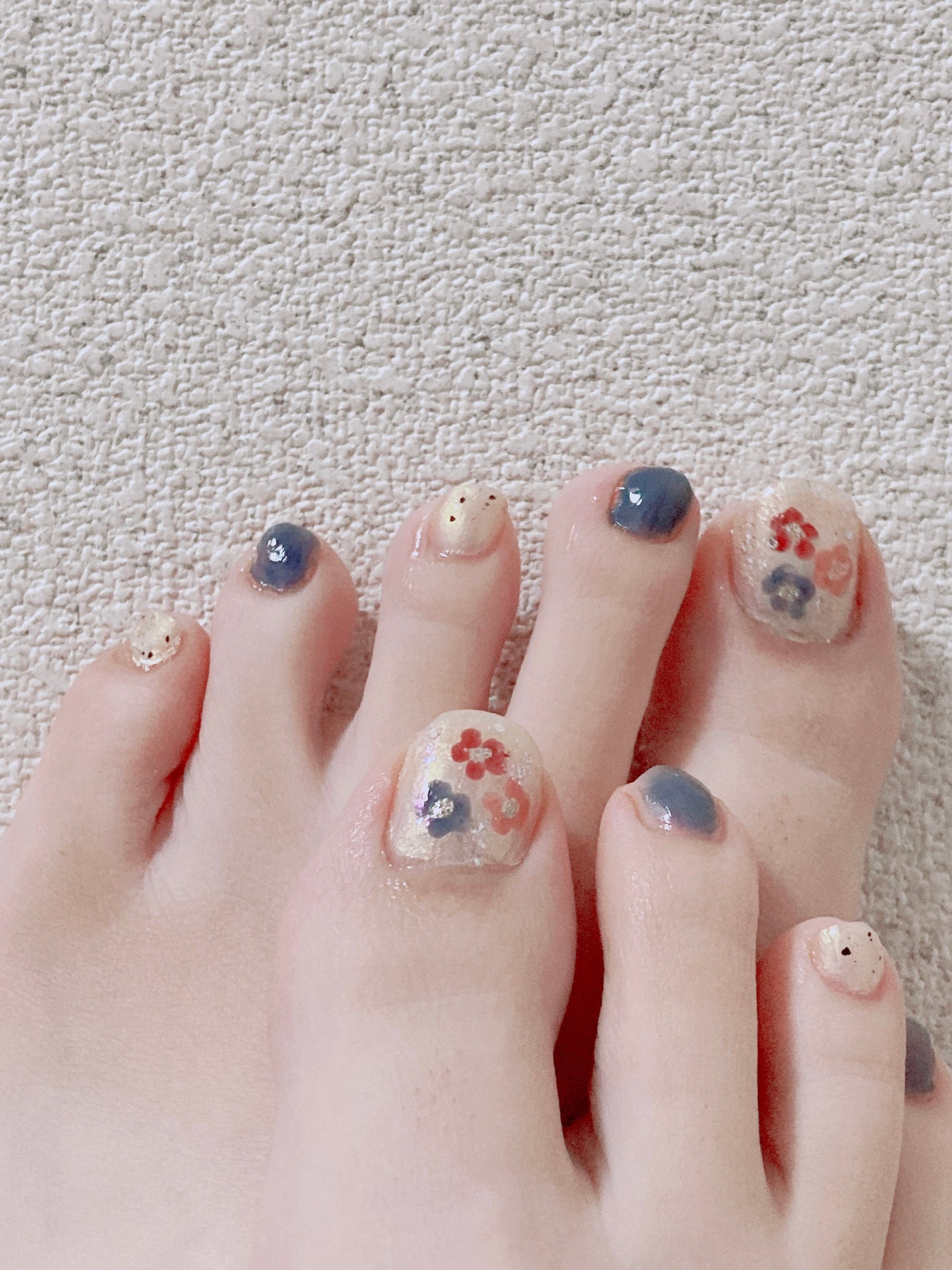 カラフルネイルズ/キャンメイク/マニキュアを使ったクチコミ(3枚目)