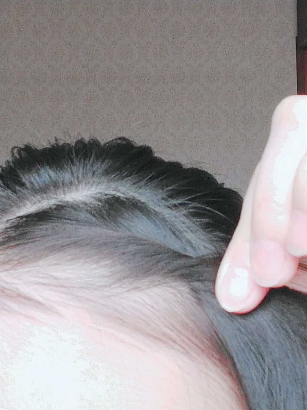 ひまわり on LIPS 「今回は、簡単にできる前髪のヘアアレンジをご紹介します!本当に簡..」(2枚目)