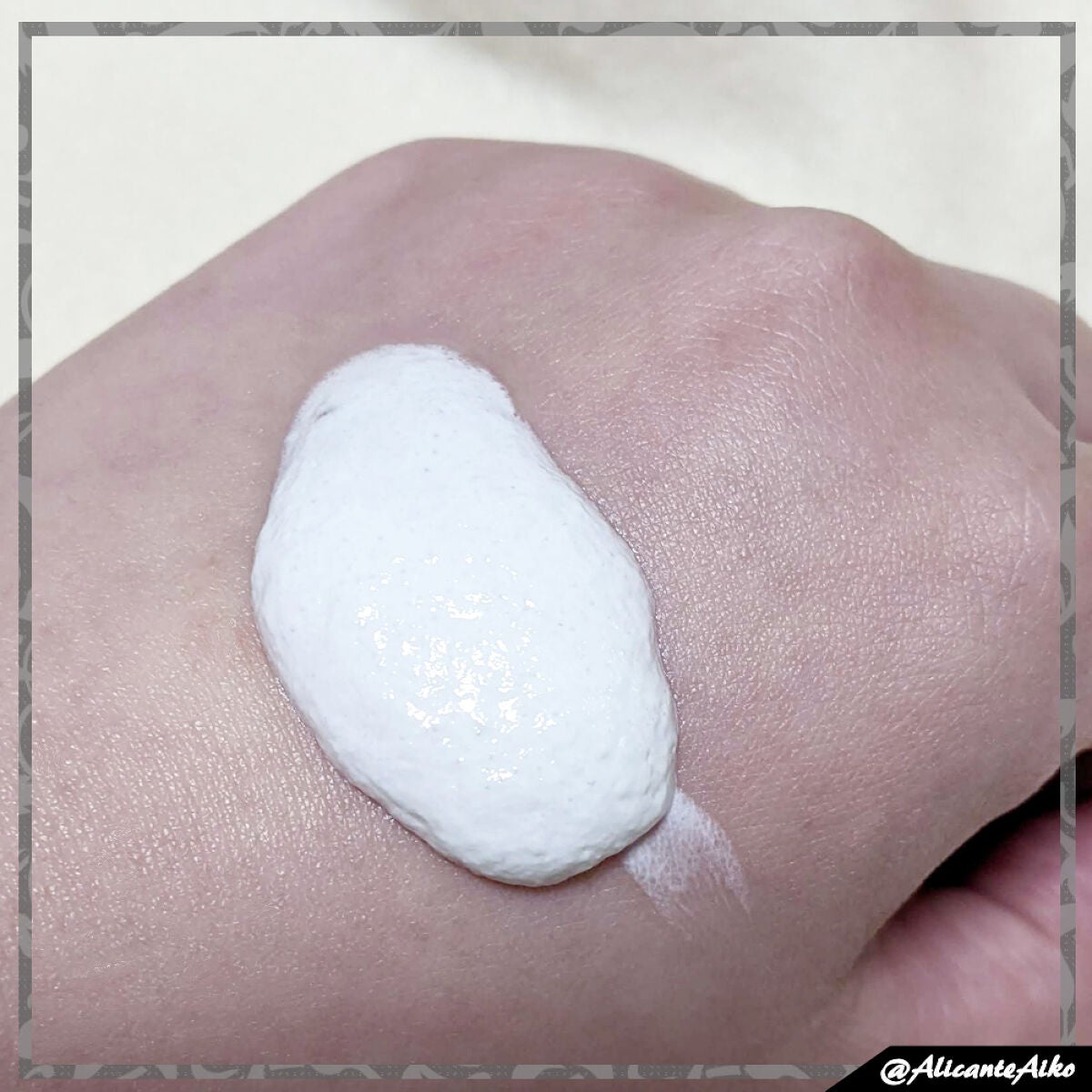 プロディフェンス オールインワンUV ムース(ライトアップ)/サンカット®/日焼け止めクリームを使ったクチコミ(3枚目)