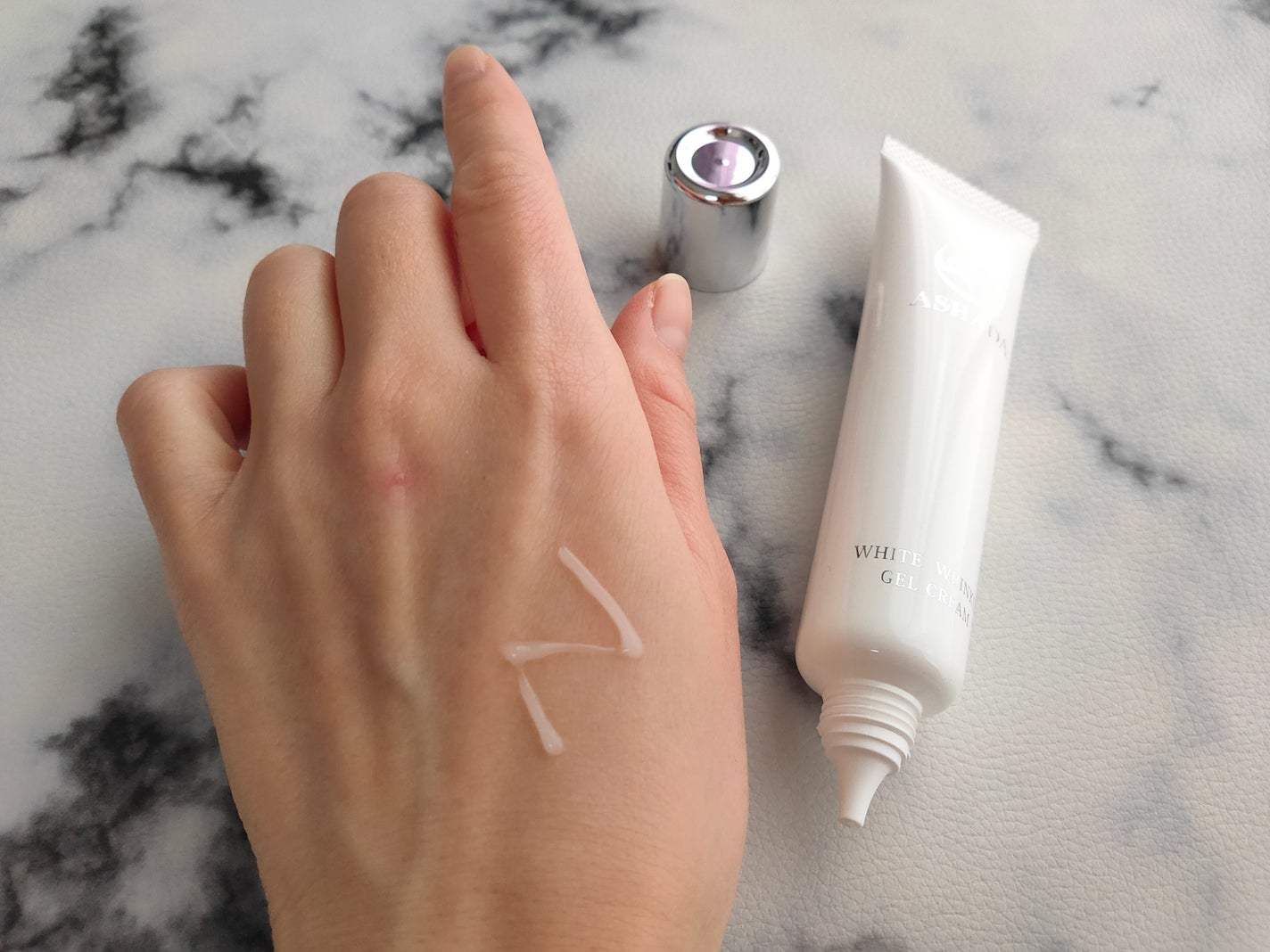 シミシワホワイトクリーム/アスハダ/フェイスクリームを使ったクチコミ(3枚目)