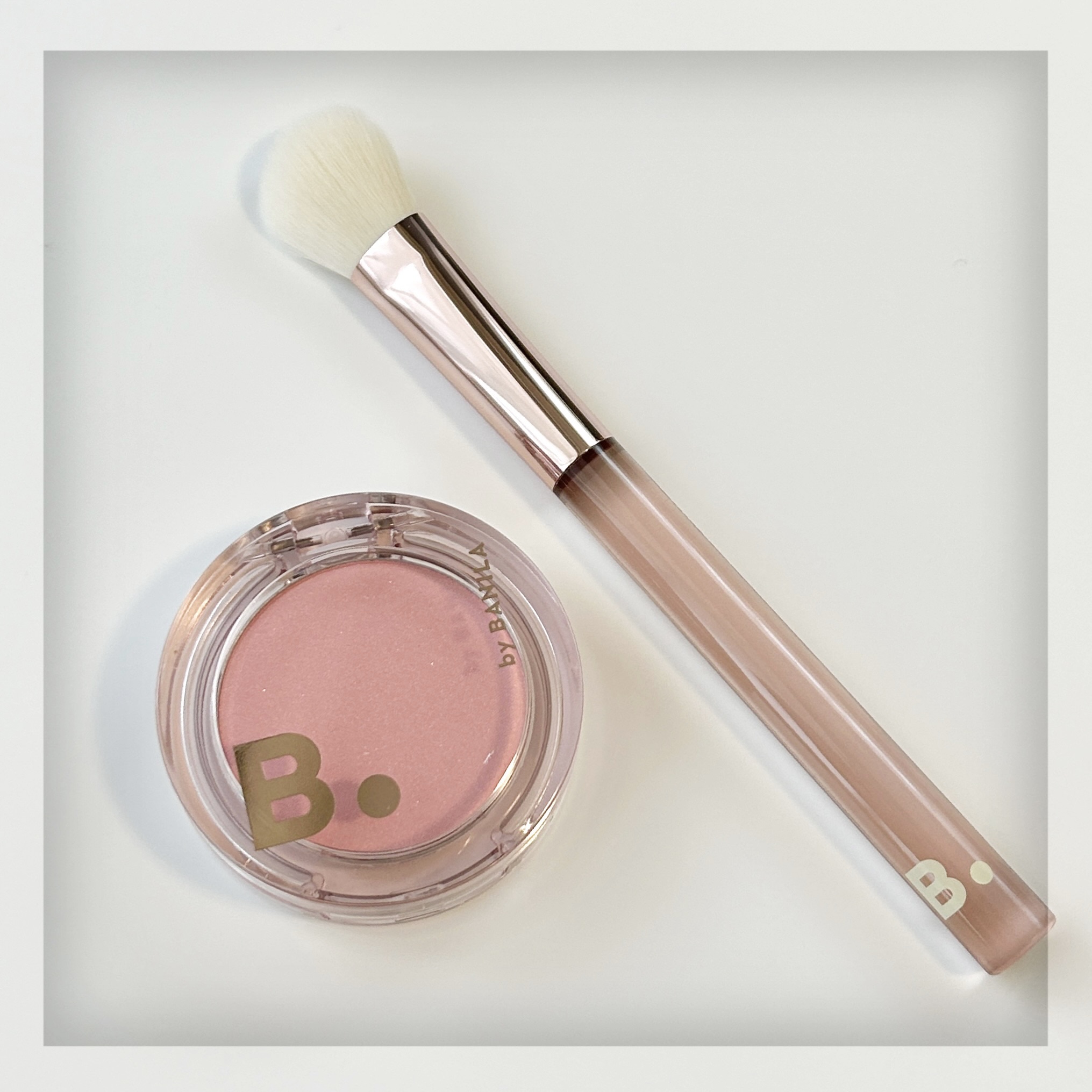 プライミング ベール チーク/B. by BANILA/パウダーチークを使ったクチコミ（1枚目）