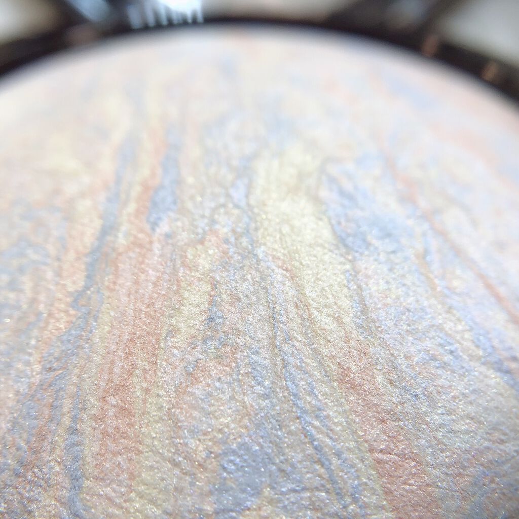 パウダーキス リップスティック シアー アウトレイジ/M・A・C/口紅を使ったクチコミ（3枚目）