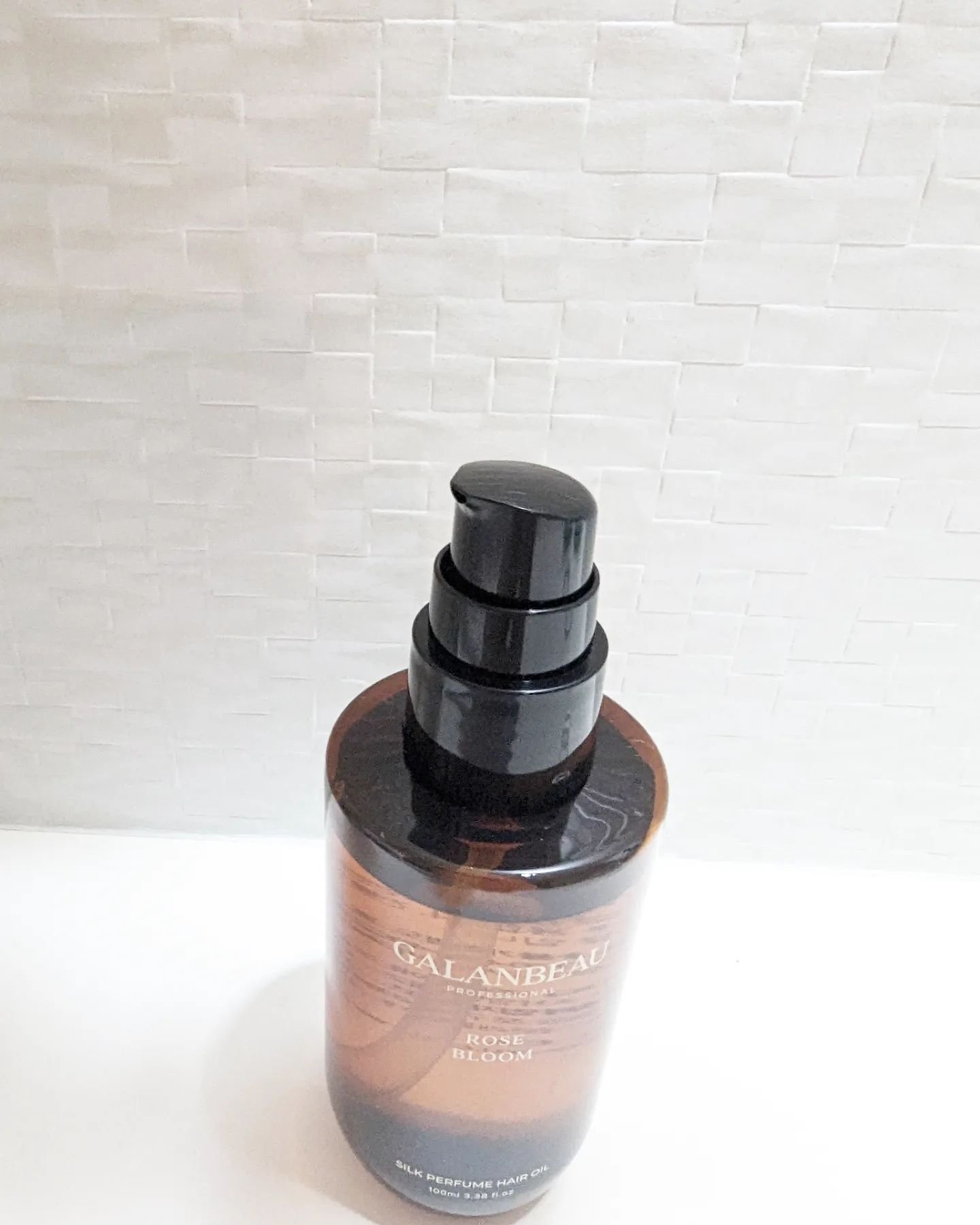 シルクパフュームヘアオイル（ローズブルーム）/ガランビュー/ヘアオイルを使ったクチコミ（2枚目）