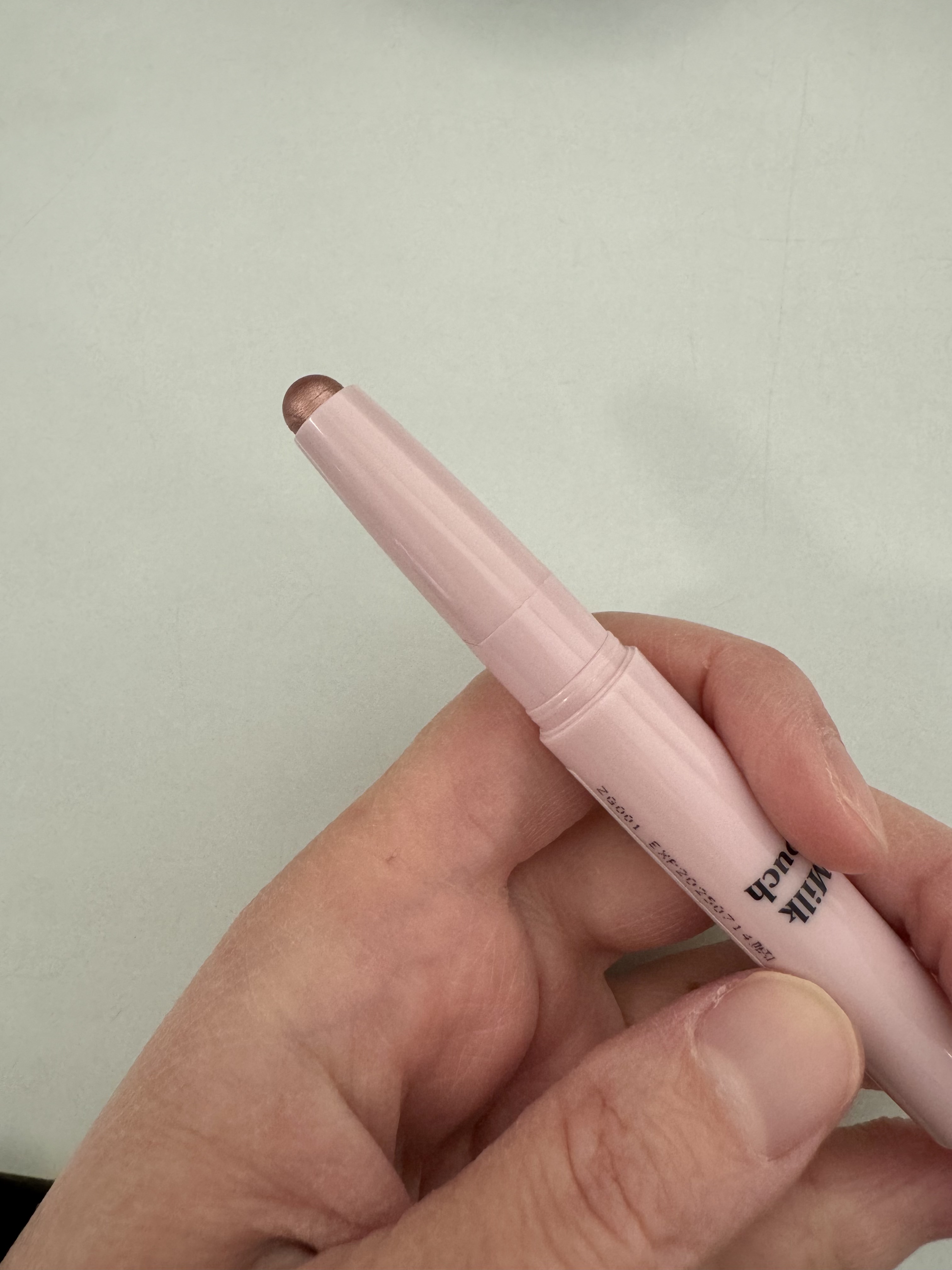 ボリュームアンドグロウアイメーカー/Milk Touch/スティックアイシャドウを使ったクチコミ（3枚目）