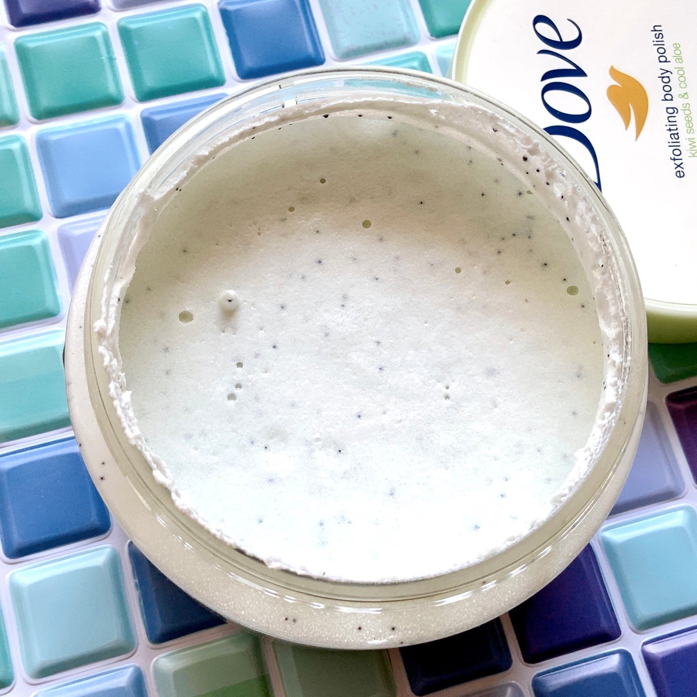 ダヴ ふわとろ クリーミースクラブ キウイ&アロエ/ダヴ/ボディスクラブを使ったクチコミ(3枚目)