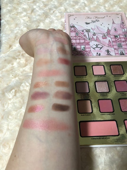 クリスマス イン ザ アルプス メイクアップ コレクション/Too Faced/メイクアップキットを使ったクチコミ(2枚目)