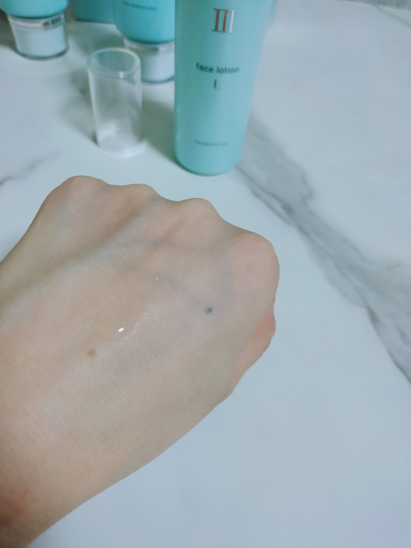 Ⅲ フェイスローション L/NOV/化粧水を使ったクチコミ(9枚目)