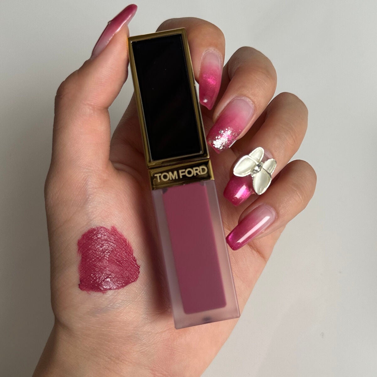 リクィッド リップ リュクス マット/TOM FORD BEAUTY/口紅を使ったクチコミ(2枚目)