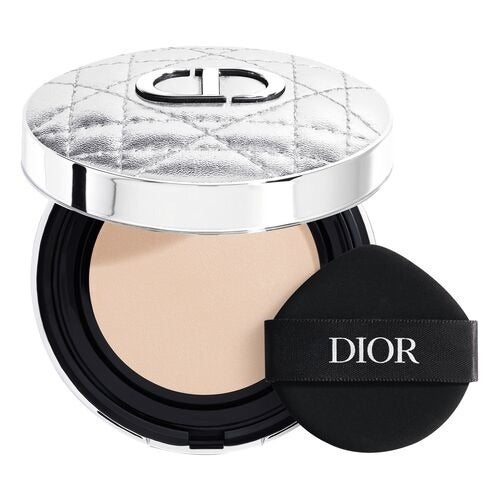 【夏コスメ2025】DIORから「美容液クッションファンデ」と「ジェルパウダー ハイライター」が登場!の画像