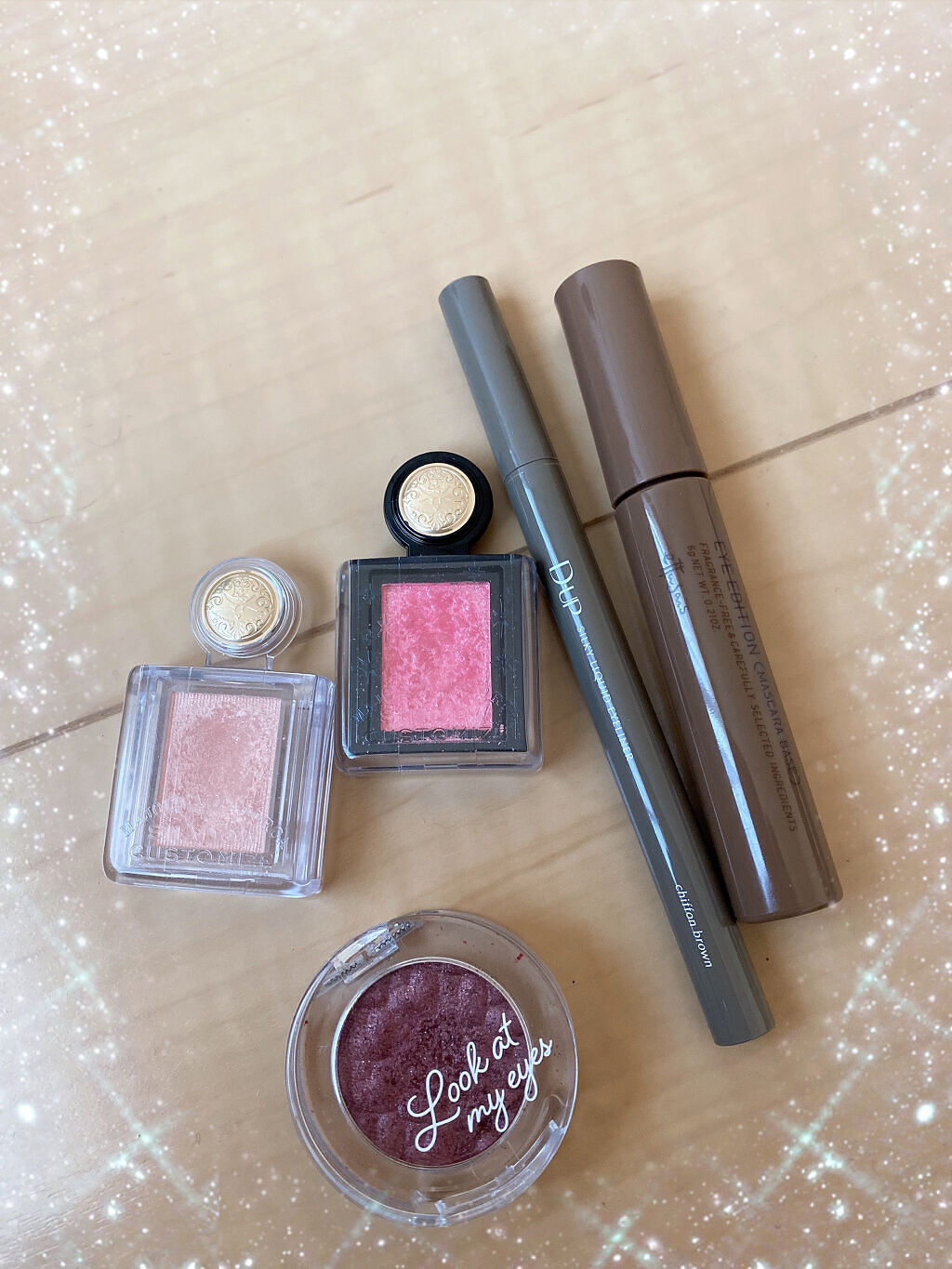 ルックアット マイアイズ RD307 ワインレッド/ETUDE/単色アイシャドウを使ったクチコミ（2枚目）