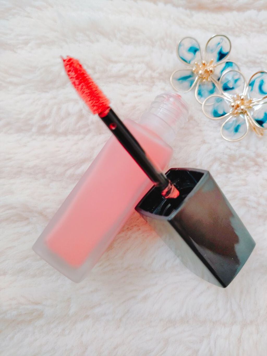 アーティスティックベルベットティント/A.BLACK/リップティントを使ったクチコミ(3枚目)