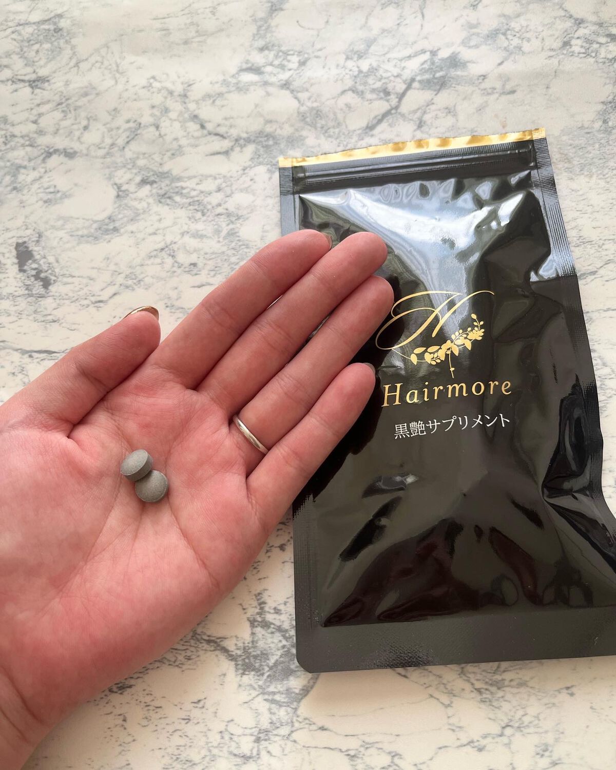 黒艶サプリメント/ヘアモア/健康サプリメントを使ったクチコミ(2枚目)