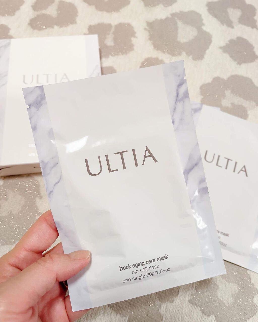 サクラ on LIPS 「お肌の乾燥が気になる時は、ヒト幹細胞と7つの美容成分が配合され..」(2枚目)