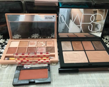 サマーライツ フェースパレット/NARS/アイシャドウパレットを使ったクチコミ（2枚目）