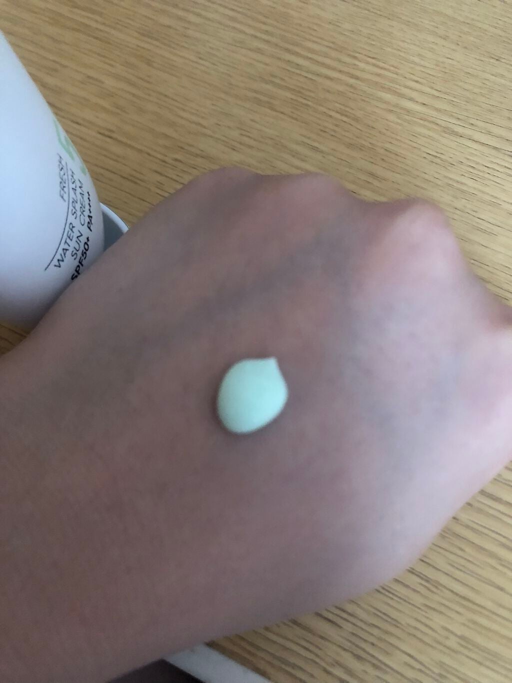 ウォータースプラッシュサンクリーム/espoir/日焼け止め・UVケアを使ったクチコミ(4枚目)