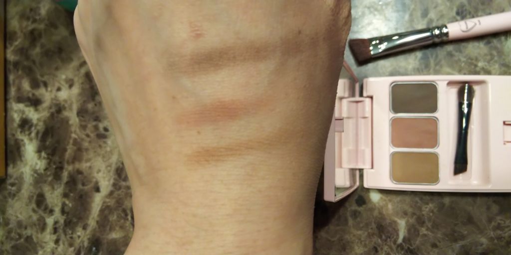 フーミー　アイブロウブラシ 熊野筆/WHOMEE/メイクブラシを使ったクチコミ（2枚目）