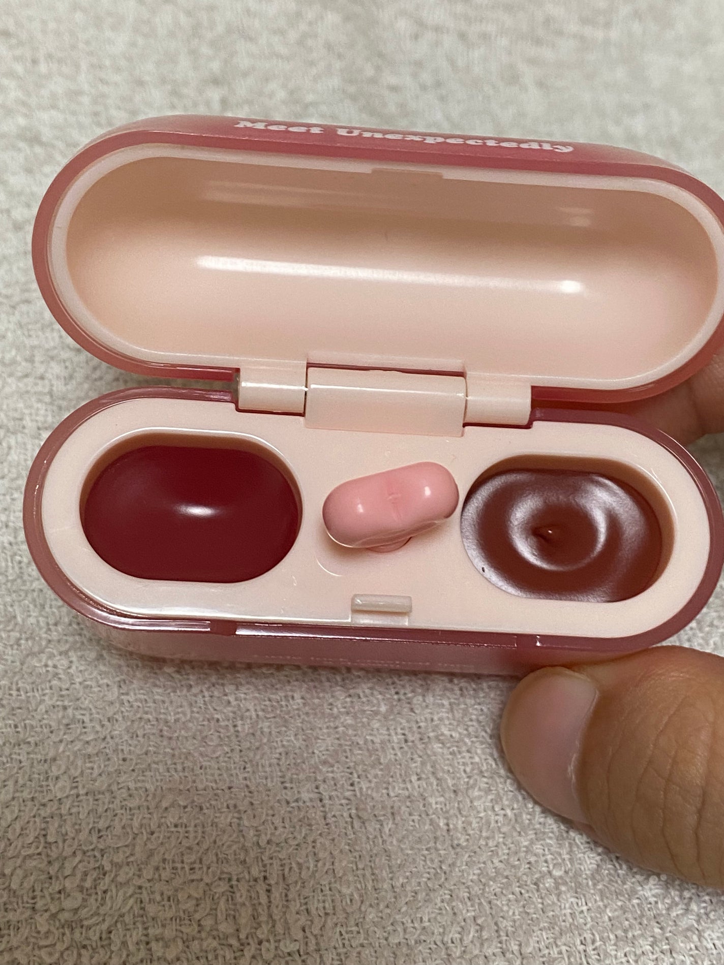 デュアルリップポッズ/GOGO TALES/口紅を使ったクチコミ(4枚目)