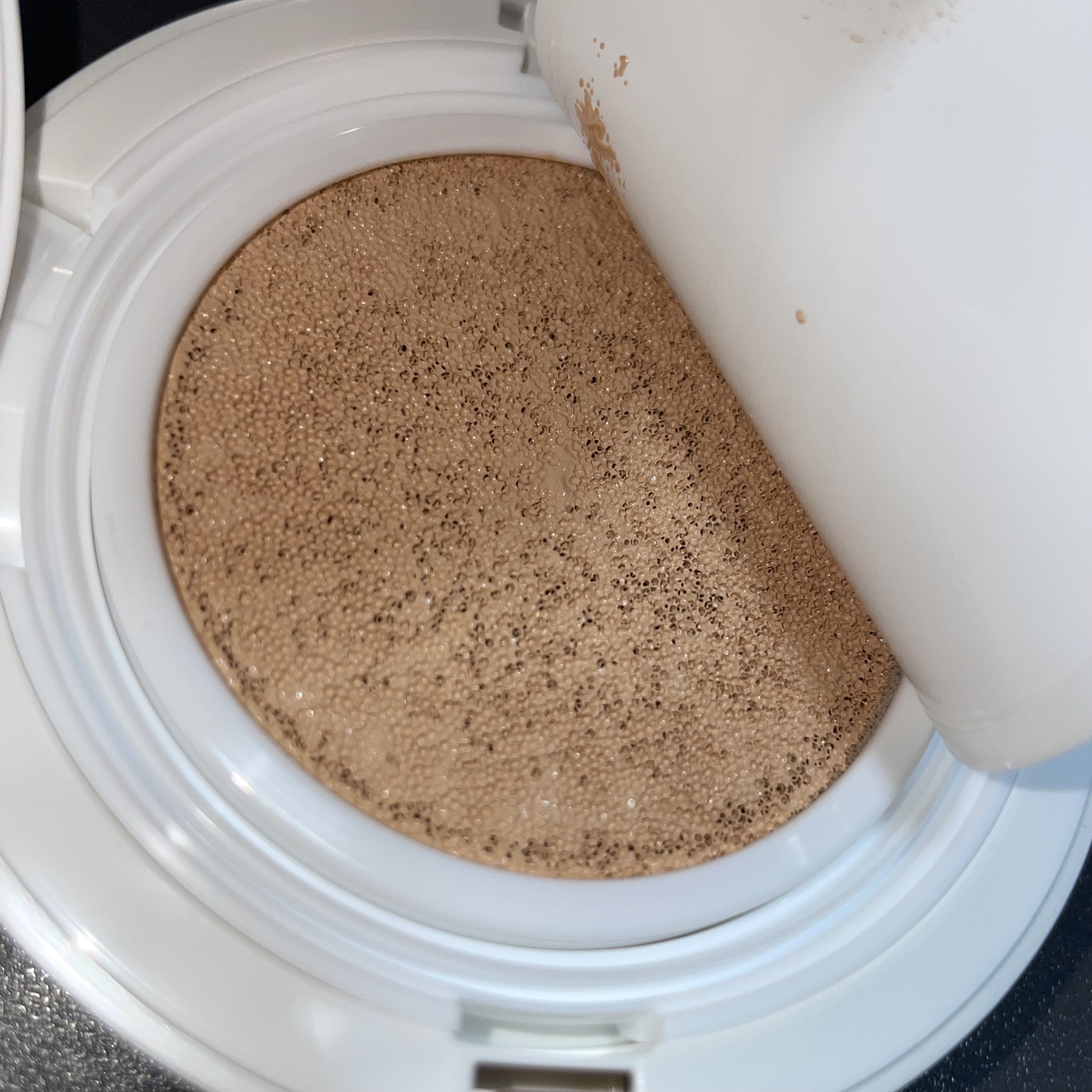 GLEAM COVERAGE CUSHION/BLANC DIVA/クッションファンデーションを使ったクチコミ（3枚目）