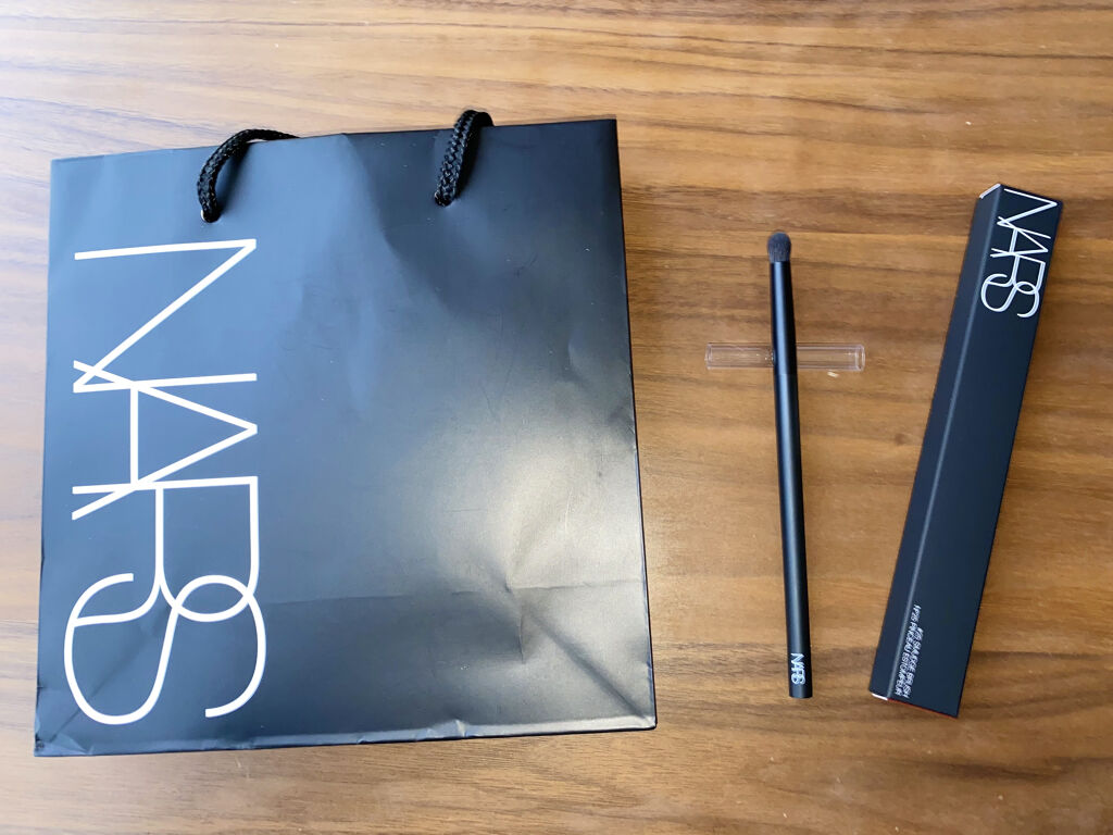 スマッジブラシ ＃25/NARS/メイクブラシを使ったクチコミ（2枚目）