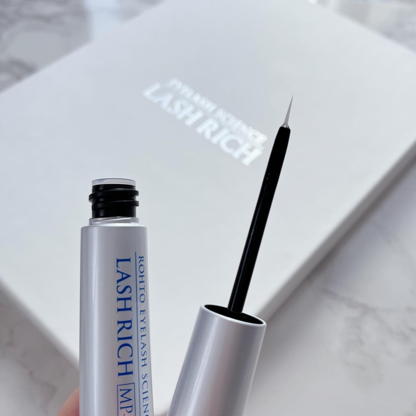 ラッシュリッチアイラッシュセラム/ロート製薬/まつげ美容液を使ったクチコミ（2枚目）