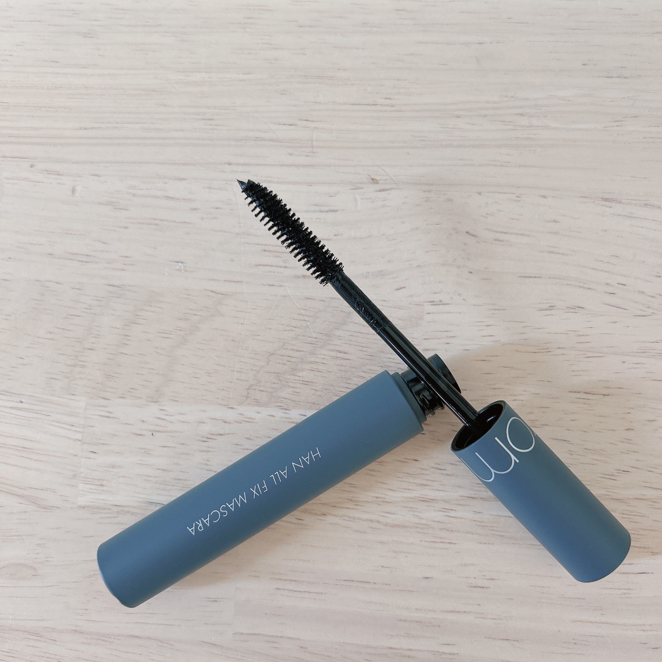 ハンオールフィックスマスカラ V01 ボリュームブラック(VOLUME BLACK)/rom&nd/マスカラを使ったクチコミ（2枚目）