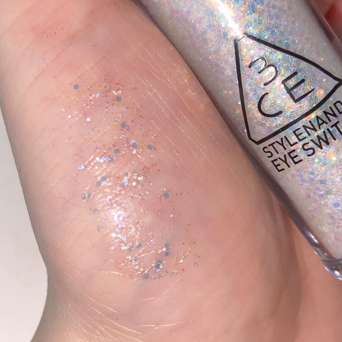 3CE アイスイッチ/3CE/グリッターを使ったクチコミ（2枚目）