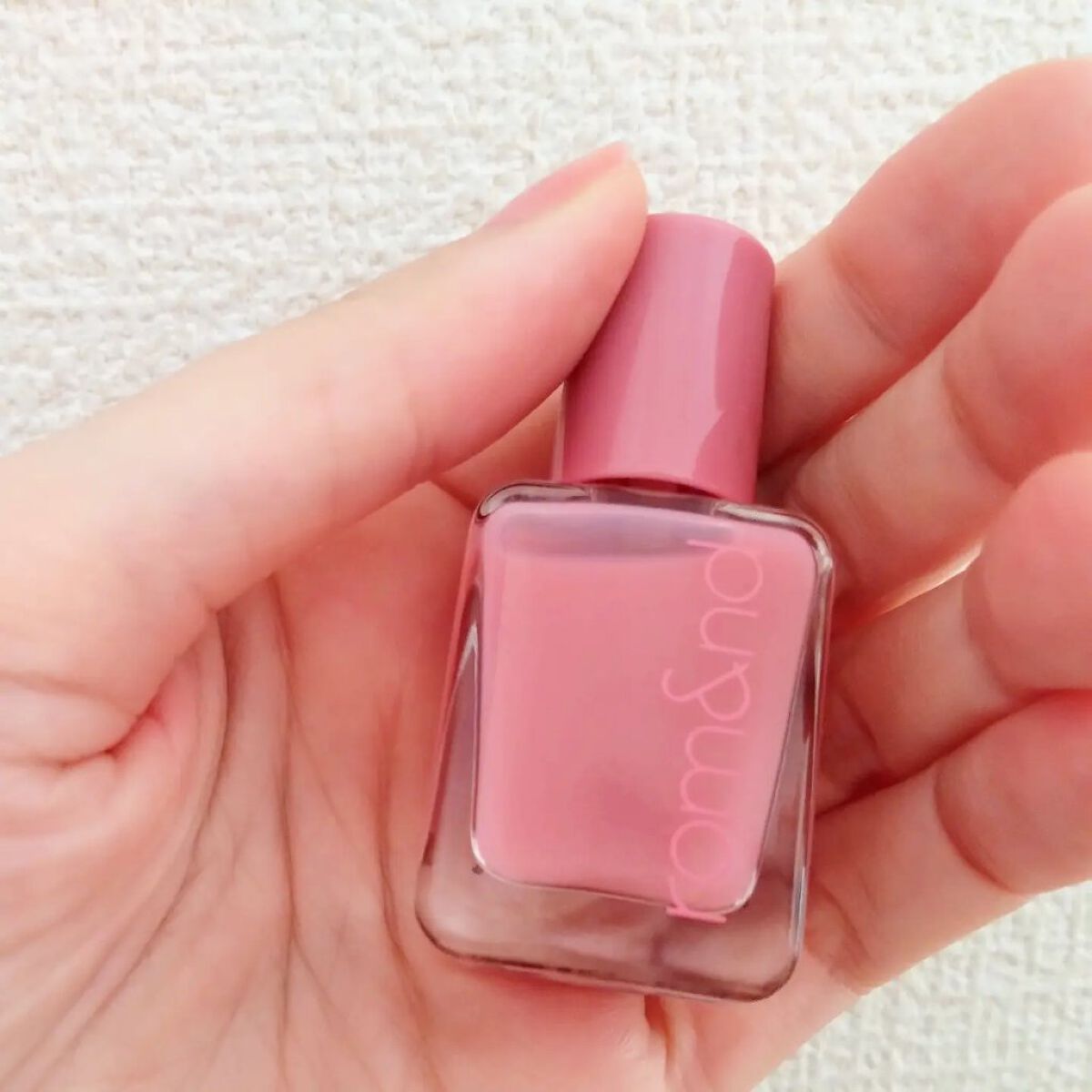 ムードペブルネイル 16 mamang Berry/rom&nd/マニキュアを使ったクチコミ（2枚目）