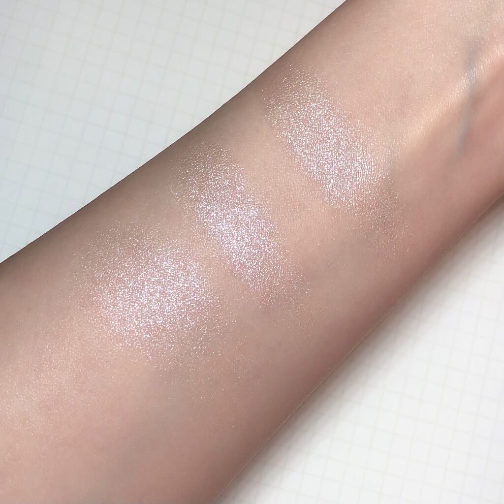 フェイスイルミネーター/ローラ メルシエ/パウダーハイライトを使ったクチコミ（3枚目）