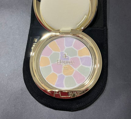 ラ プードル オートニュアンス/Elégance/プレストパウダーを使ったクチコミ(2枚目)