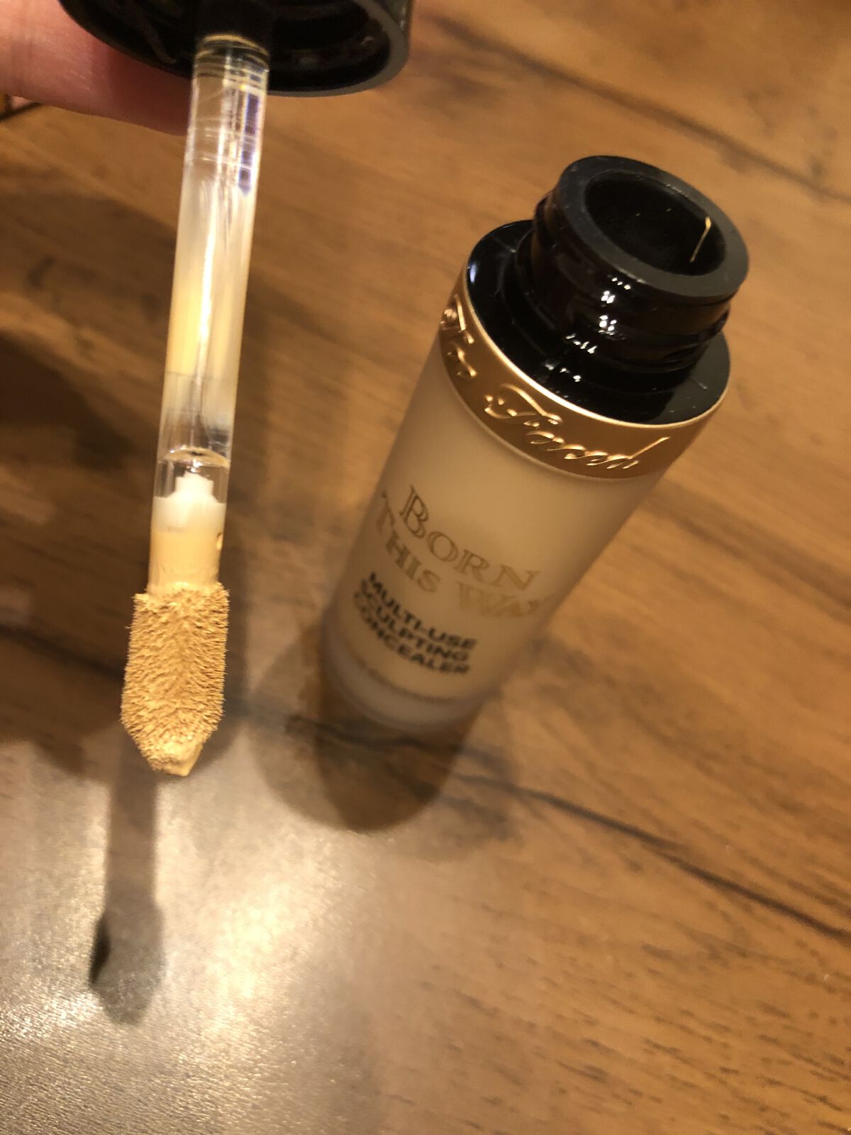 ボーン ディス ウェイ アンディテクタブル ミディアム／フルカバレッジ ファンデーション バニラ/Too Faced/リキッドファンデーションを使ったクチコミ（2枚目）