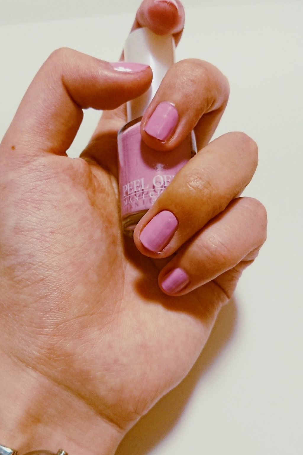 ピールオフマニキュア/DAISO/マニキュアを使ったクチコミ（2枚目）