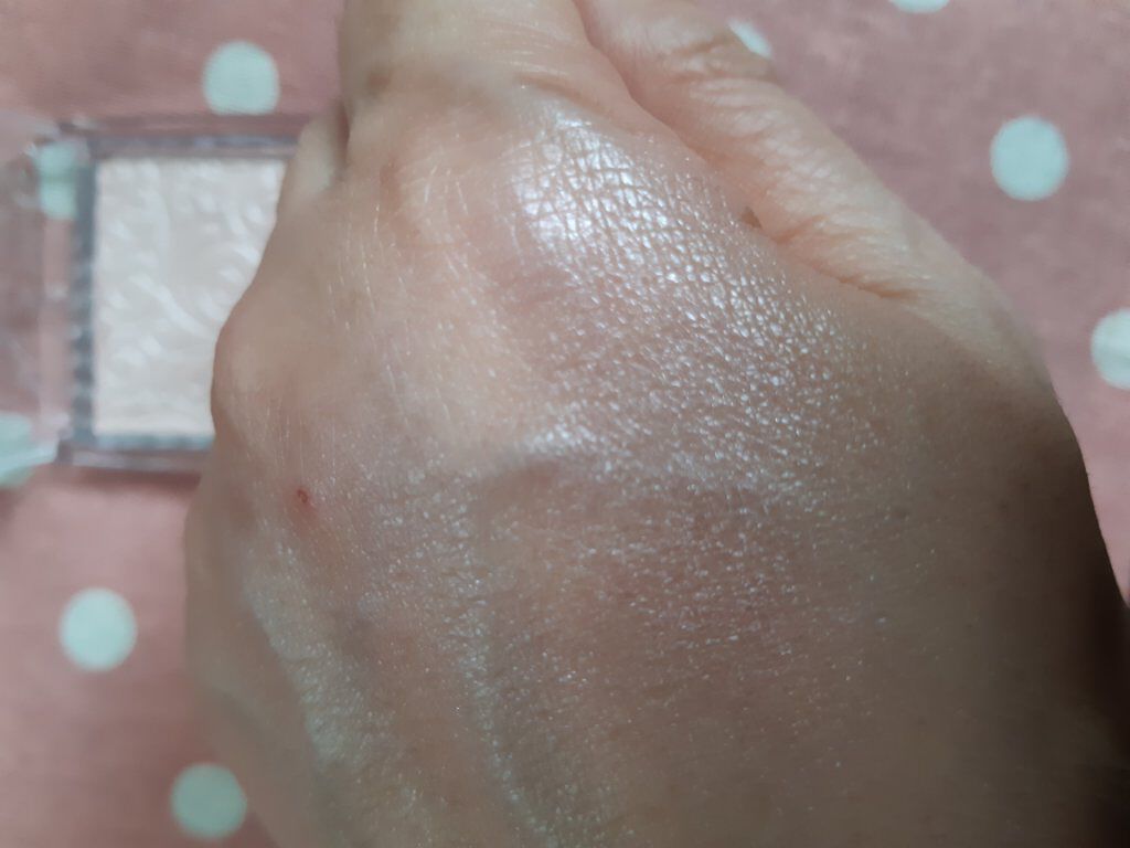 パールグロウハイライト/CEZANNE/パウダーハイライトを使ったクチコミ（3枚目）