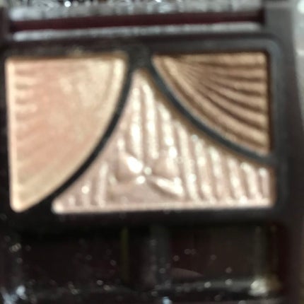 たねか on LIPS 「とても可愛いアイシャドウです。#あざとメイク#はじめての投稿..」(4枚目)